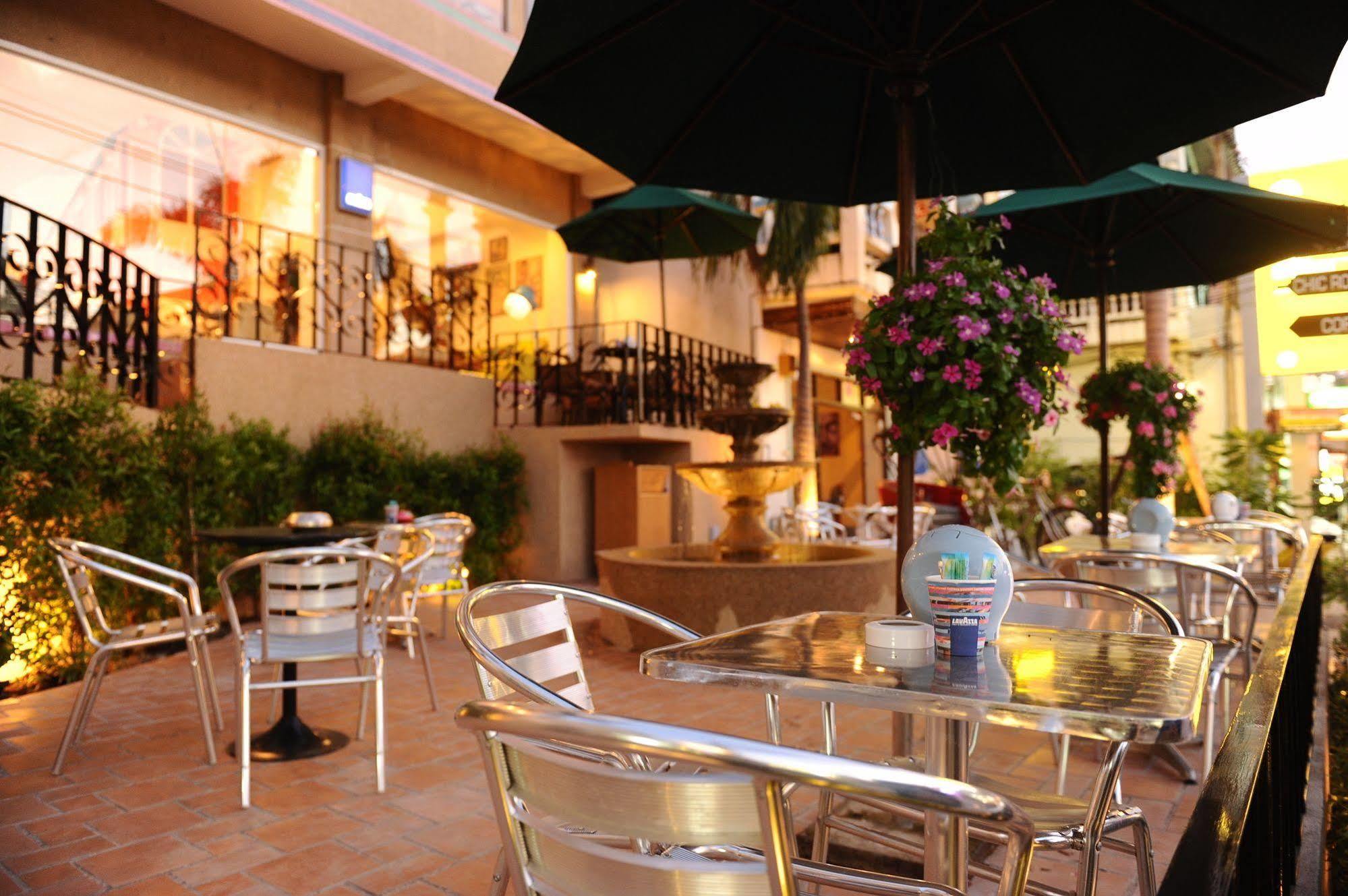 Chic Boutique Hotel Phuket Eksteriør billede