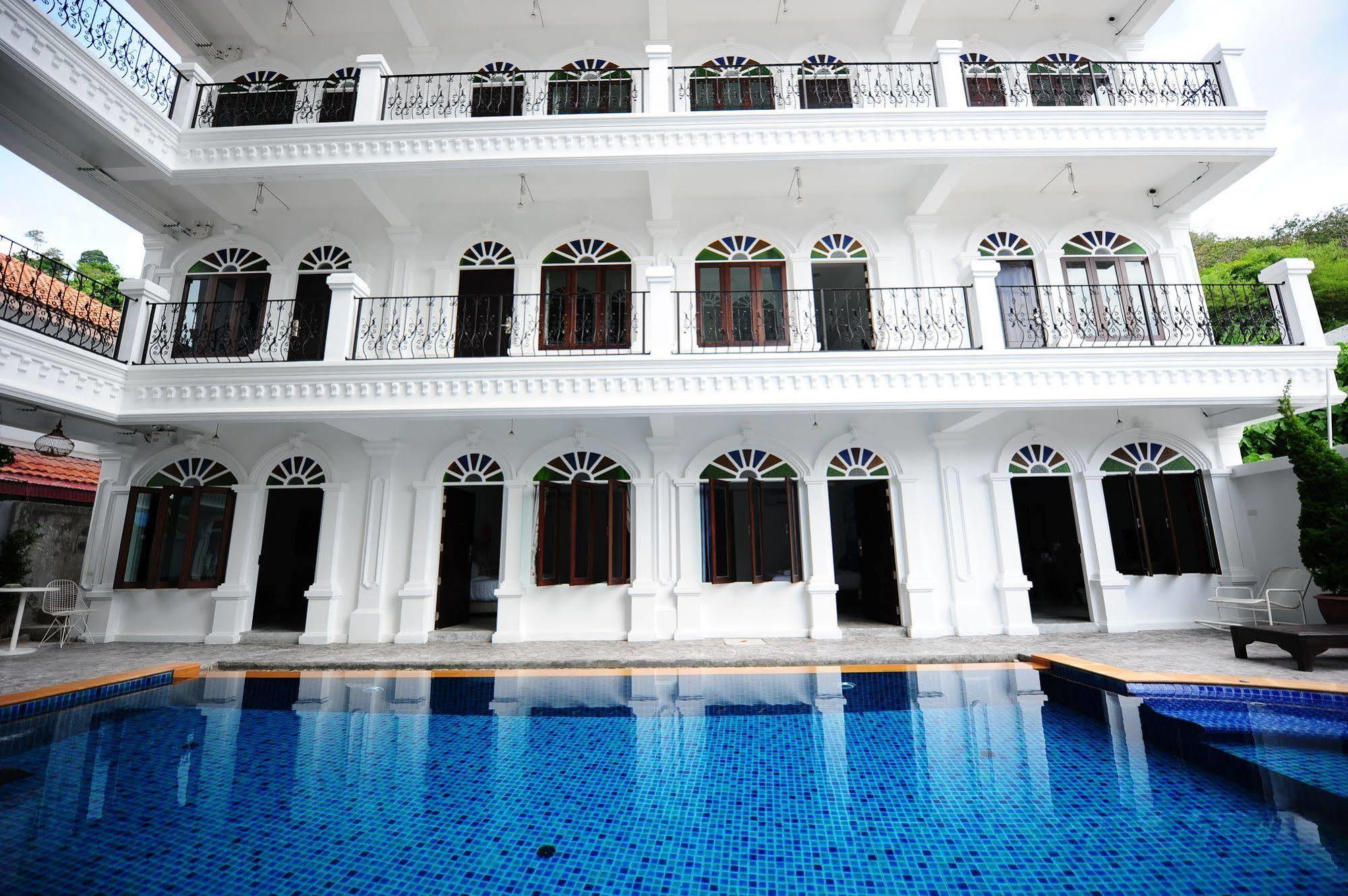 Chic Boutique Hotel Phuket Eksteriør billede